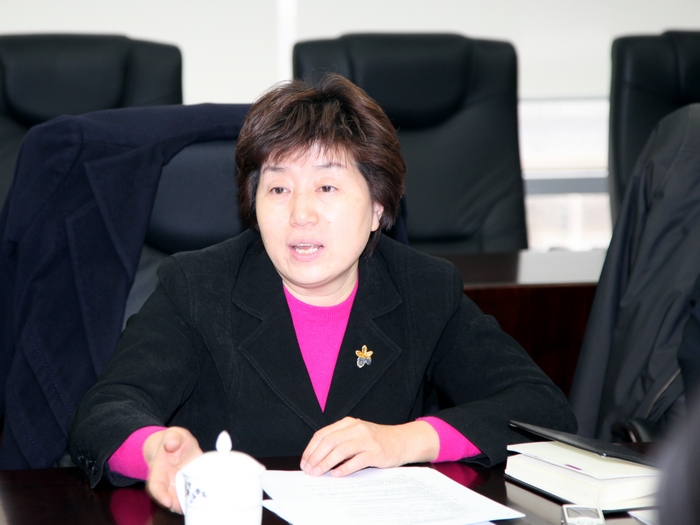 图为付朝晖主任发言图为于君主任主持会议图为会议现场