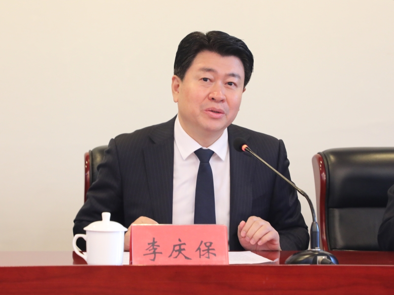 202512_1764828506852.jpg 李庆保讲话.jpg